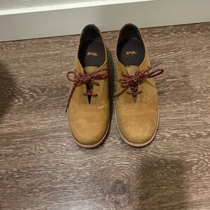 Teva Tan Leather Flats with Burgundy Laces